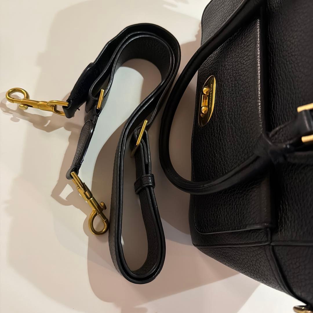 ロ*ェ様 アニヤハインドマーチ　ブラックレザー ハンドバッグ　カーカー