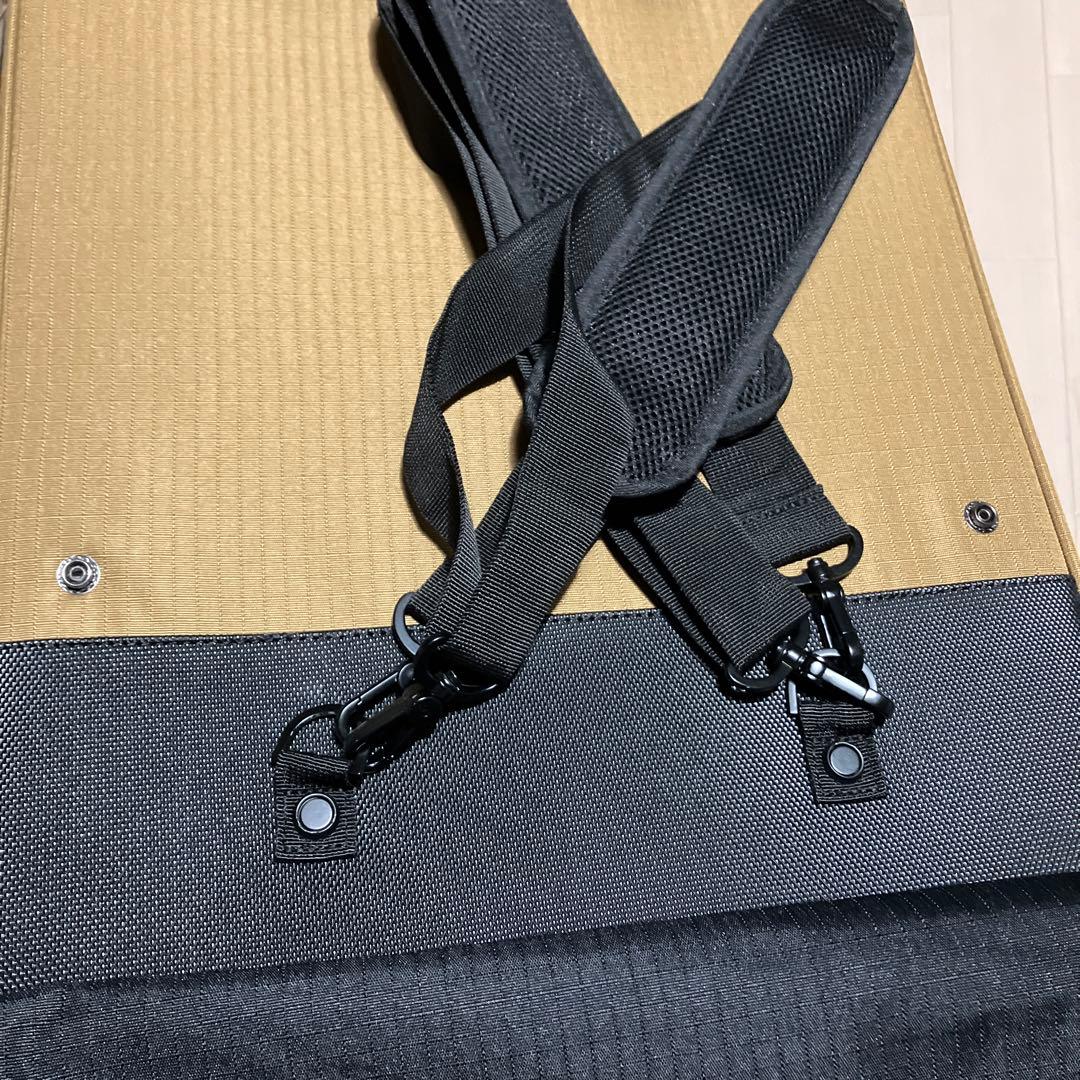 【新品未使用未開封】Colemanベージュナイロンキャリーカート 中型