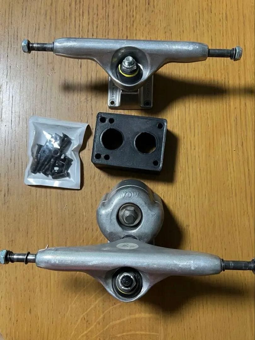 Yow トラック　MERAKIS5 中古良品