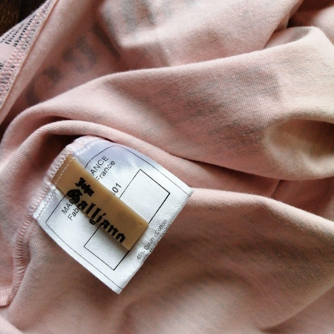 ジョン・ガリアーノ ニュースペーパー柄