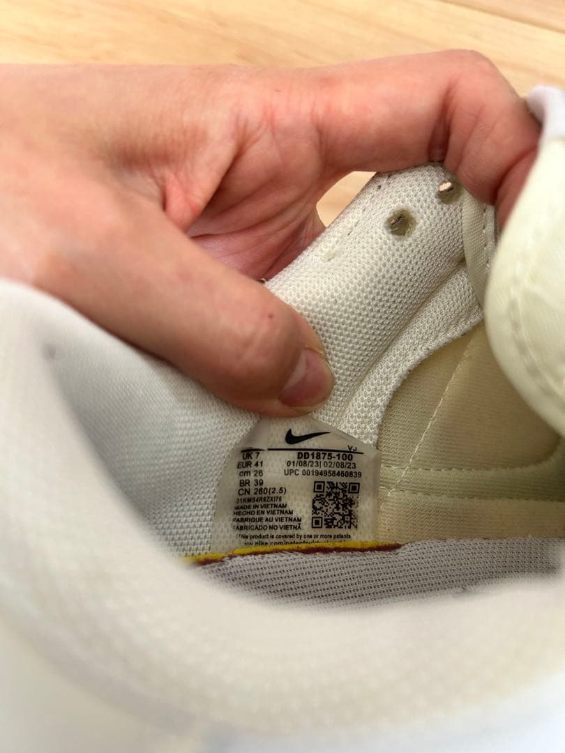 Nike Sacai DD1875-100 ホワイトスニーカー