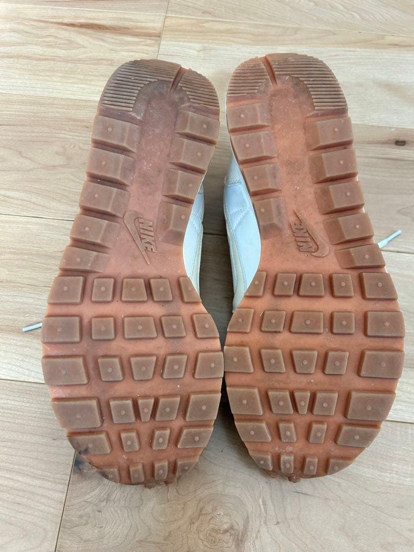 Nike Sacai DD1875-100 ホワイトスニーカー