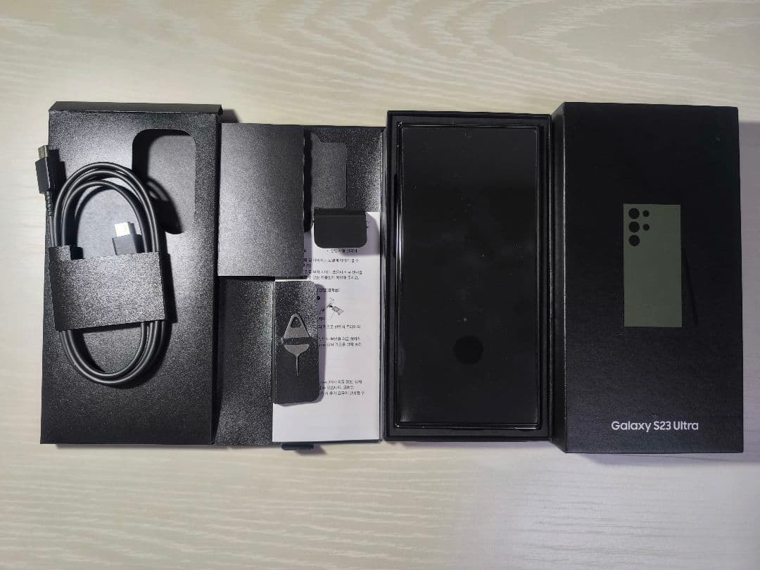 Galaxy S23 ultra グリーン SIMフリー 256GB【中古】