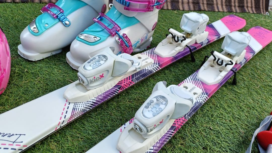 子ども用スキーセット ヘルメットとバッグ付