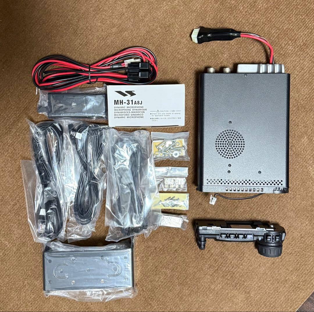 YAESU FT-857DM bluebird1287値下げです。