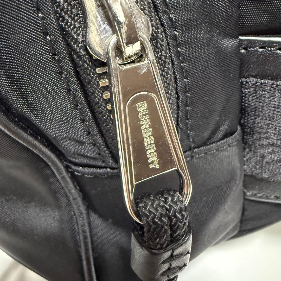 BURBERRY バーバリー ボディバッグ ウエストポーチ ナイロン 黒