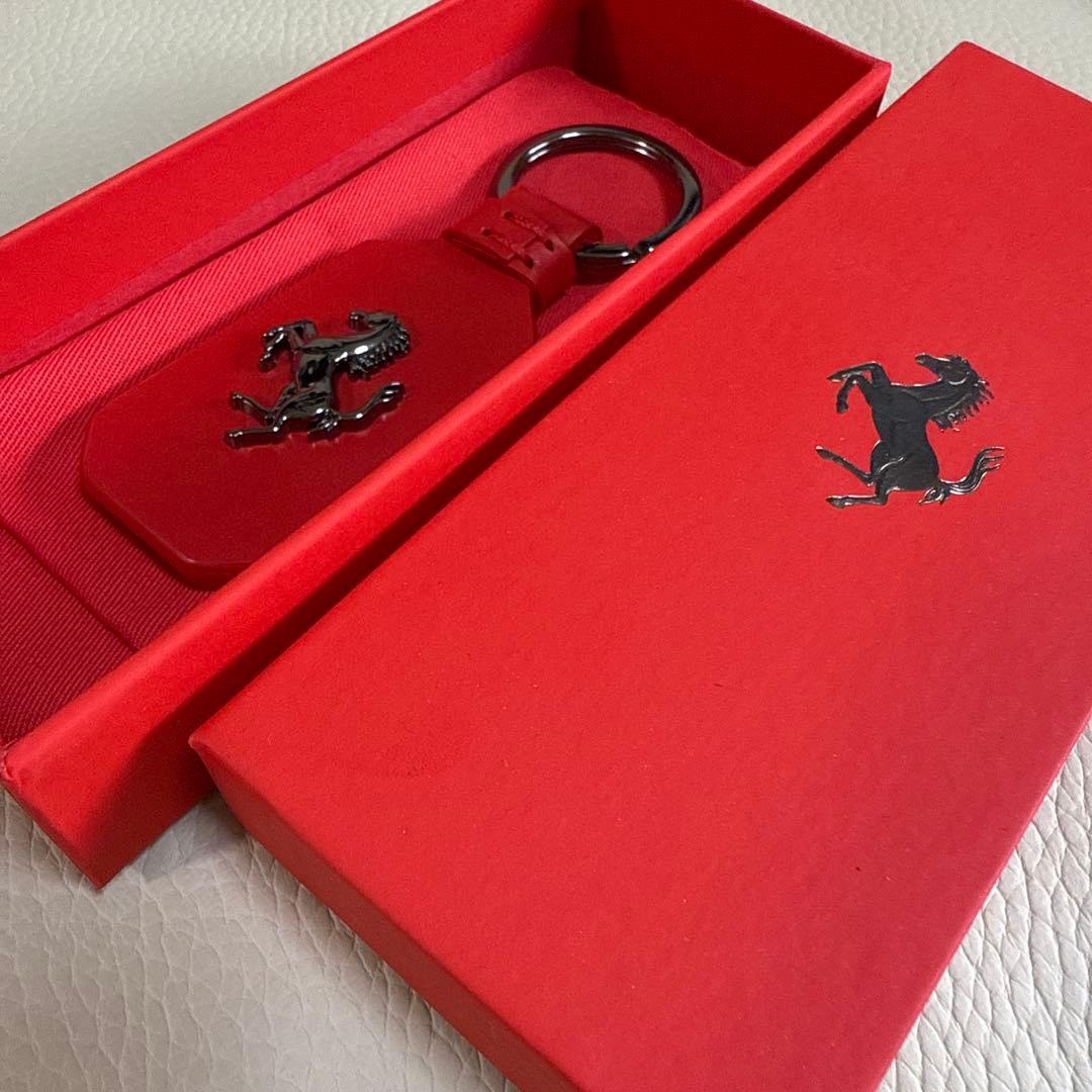 フェラーリ オフィシャル レザー キーホルダー Ferrari