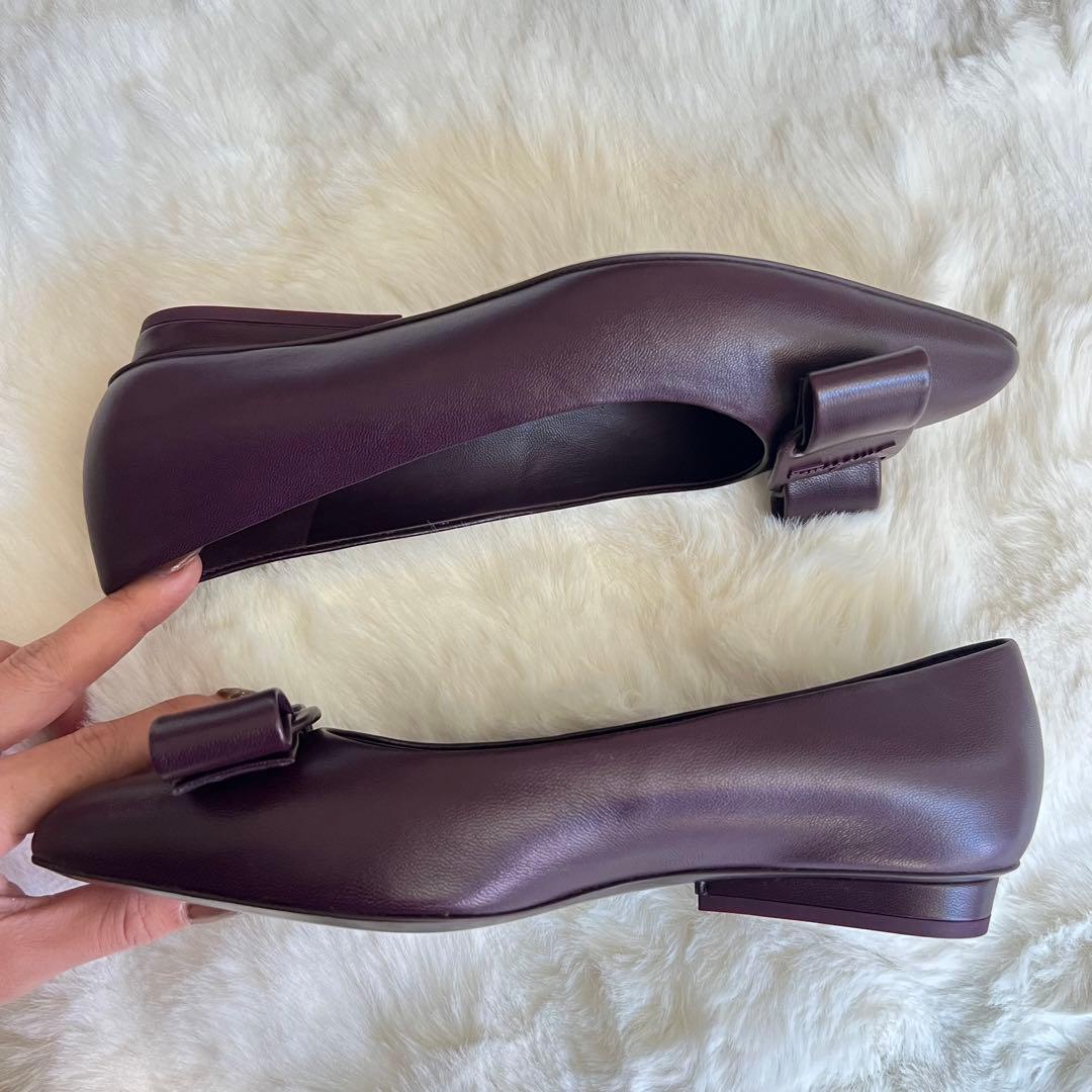 未使用品 サルヴァトーレフェラガモ VIVAリボンパンプス プラム　22cm