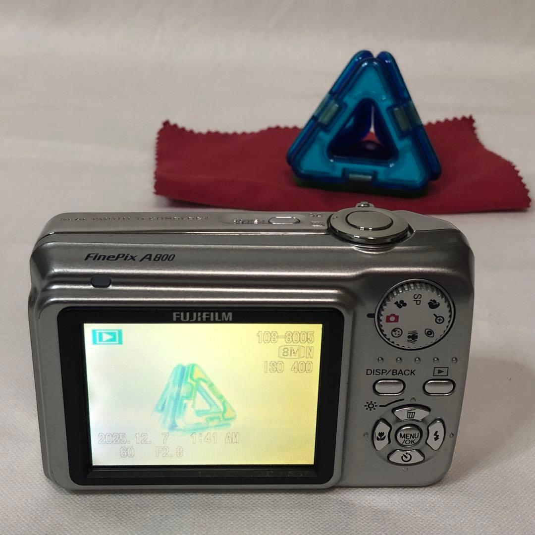 送料込★美品★FUJIFILM FinePix A800単三電池駆動 動作品