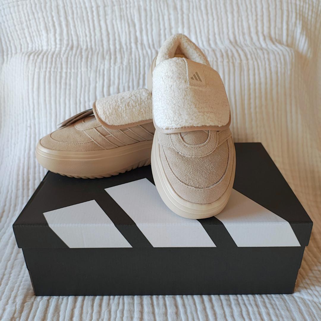 激レア✨ 韓国限定 adidas グランドコートミュール 24.5 ベージュ