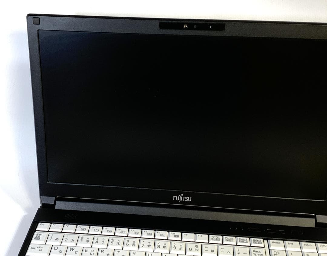 富士通 11世代i5 M.2 SSD 12GBmem Win11Pro 25H2