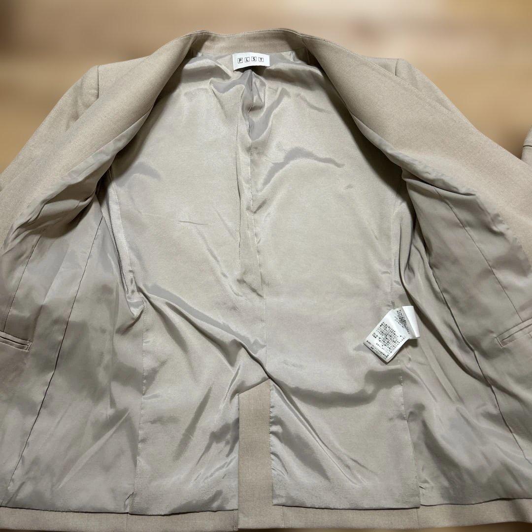 プラステ　ウォームリザーブ　パンツスーツ