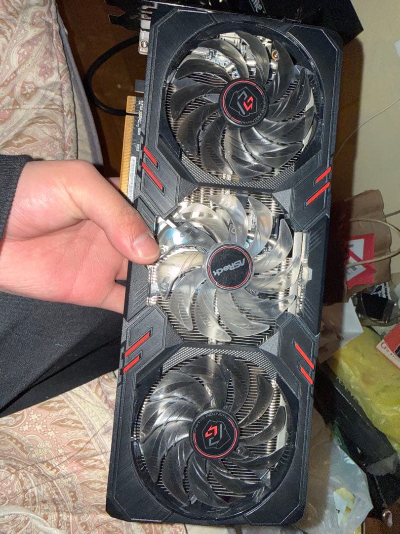 グラフィックボード・グラボ・ビデオカード Radeon ASRock phantom gaming RX6600XT