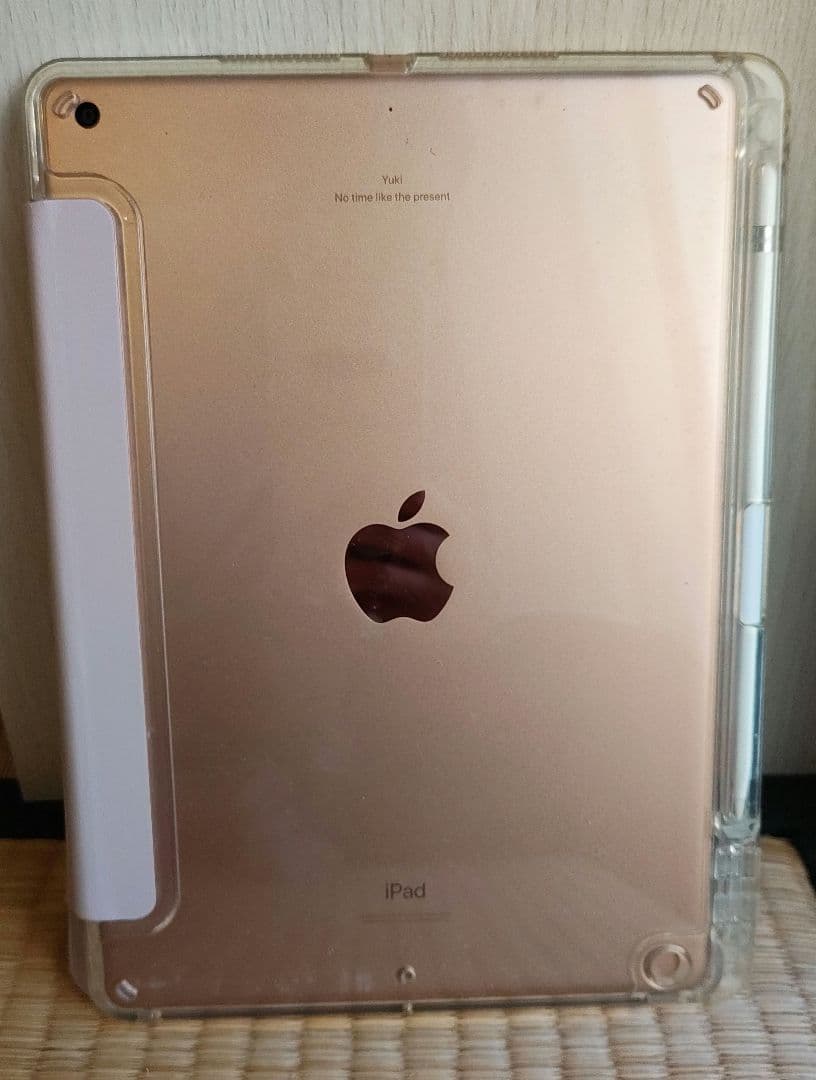 ゴールド iPad Apple Pencil　付き　128GB　第8世代