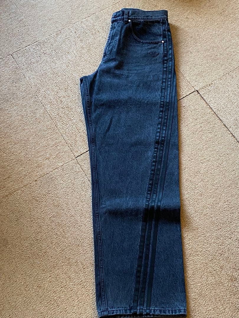 アディダス ADILENIUM シーズン 3 ルーズフィット デニムパンツ