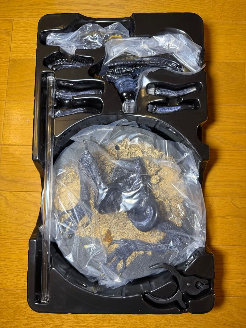 ホットトイズ 赤鬼サムライ・プレデター（竹谷 隆之 ｘ 鬼木 祐二） 1/6中古