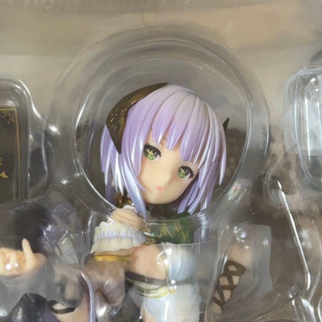 新品 未開封 アルター プラフタ フィギュア