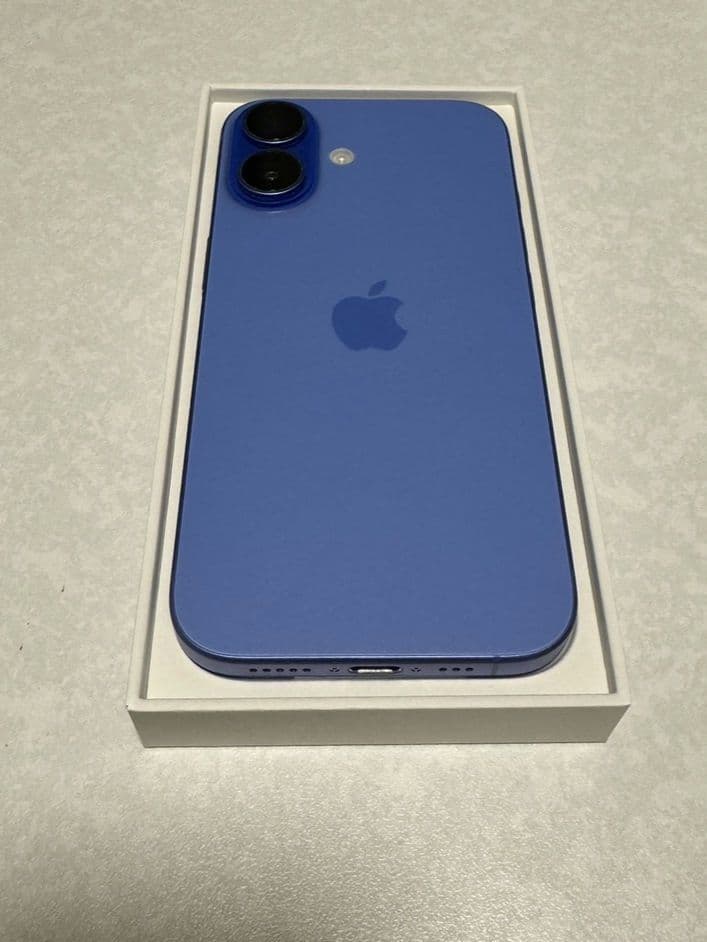 【美品】iPhone16 256GB ウルトラマリン SIMフリー