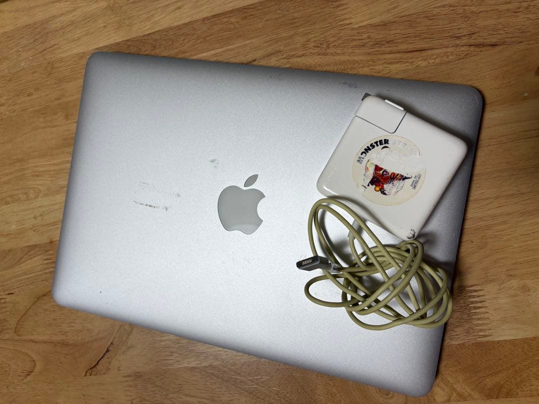 MacBook本体 MacBookPro (13-inch,Early 2015)