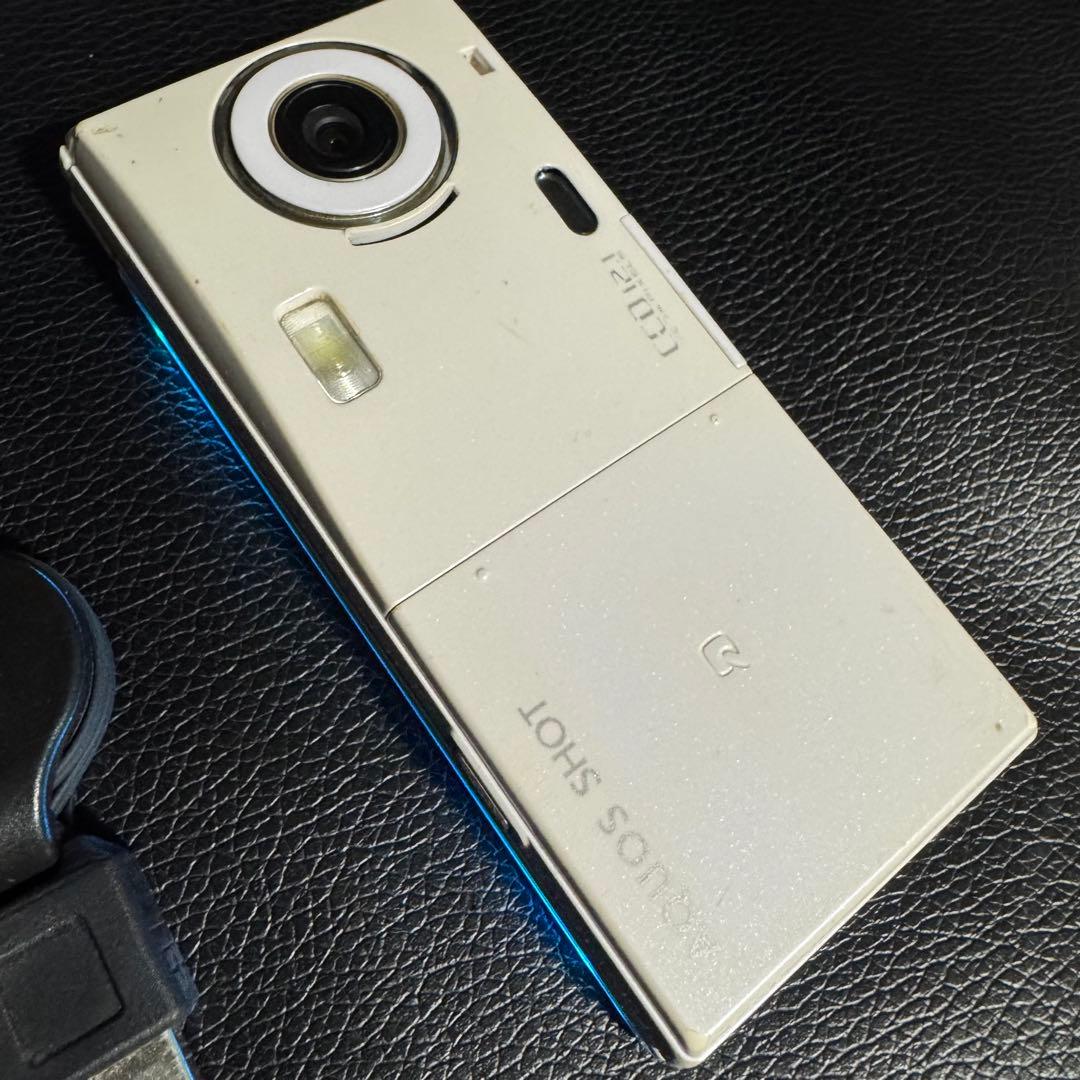 ☆貴重☆ docomo SH-01B SHARP AQUOSケータイ ガラケー