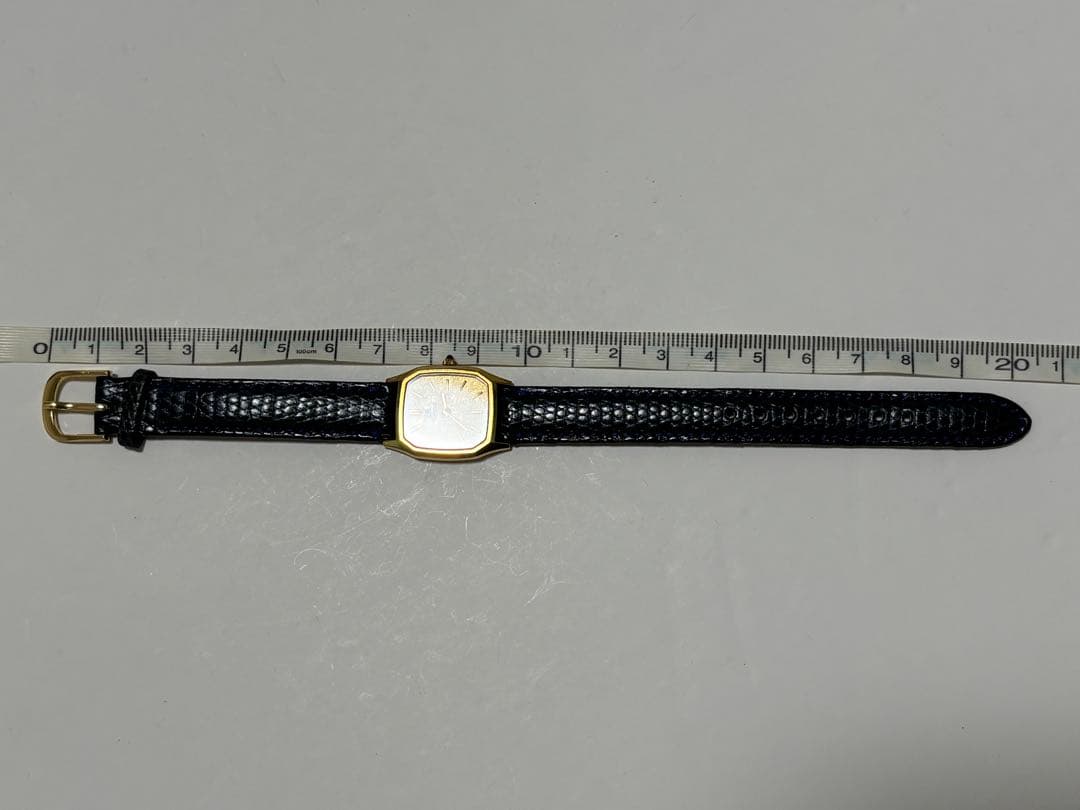 超美品・エルヴェンス　金無垢　18金ゴールド腕時計　刻印入750 ELVENCE