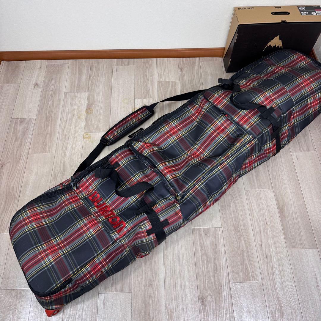 Burton キャスター付きケース チェック柄