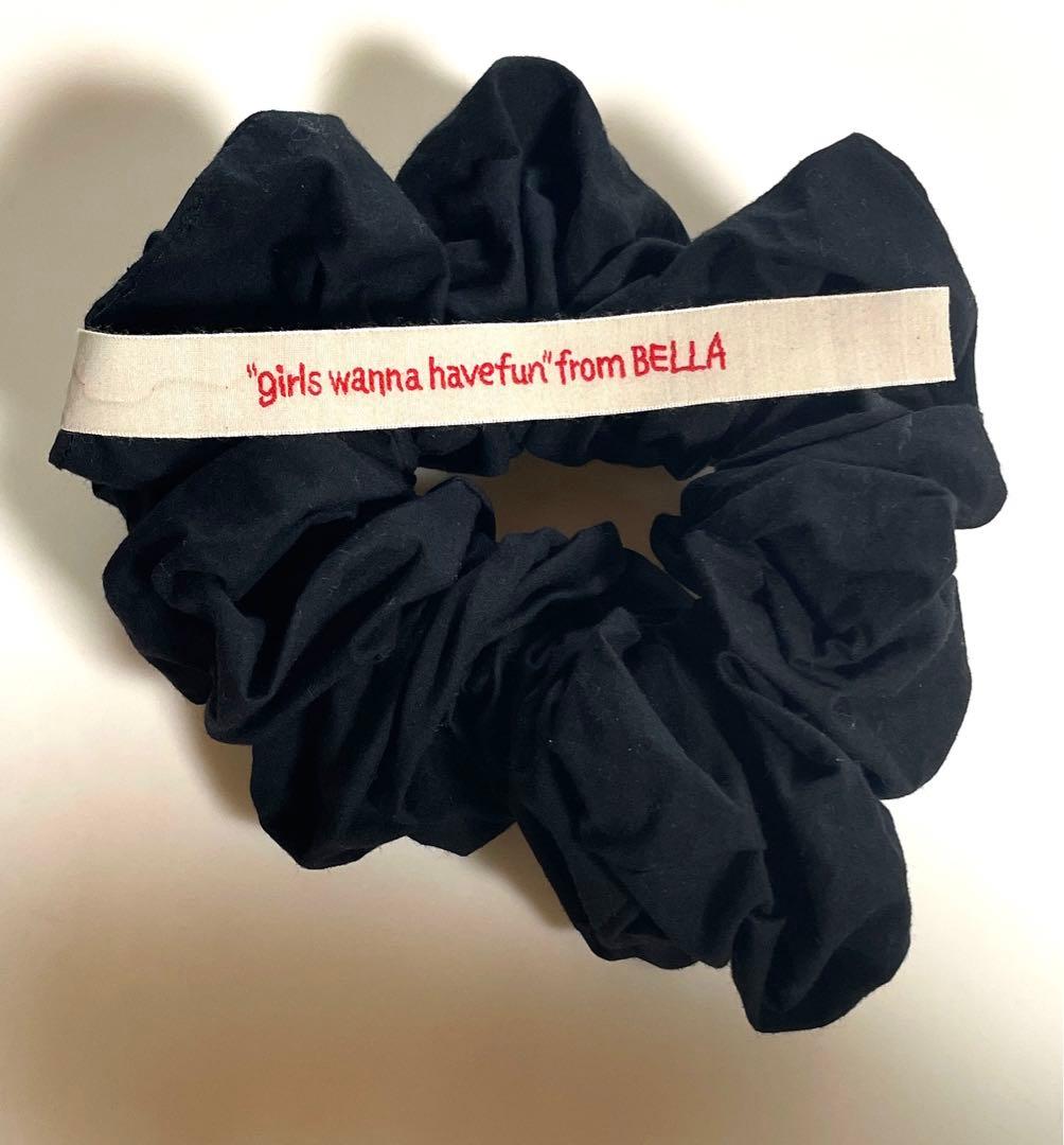 bella ベラ　シュシュ ラージ ブラック