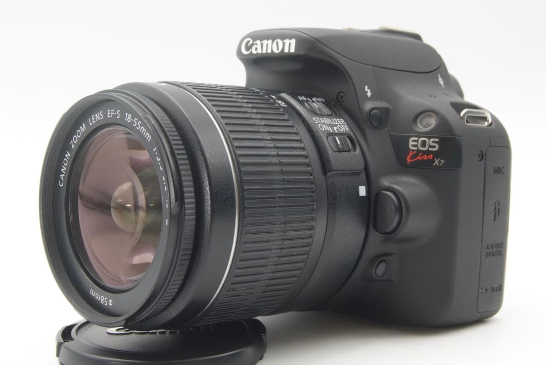 持ち運び楽々❣️キャノン EOS Kiss X7 スマホ転送 手ブレ補正　美品