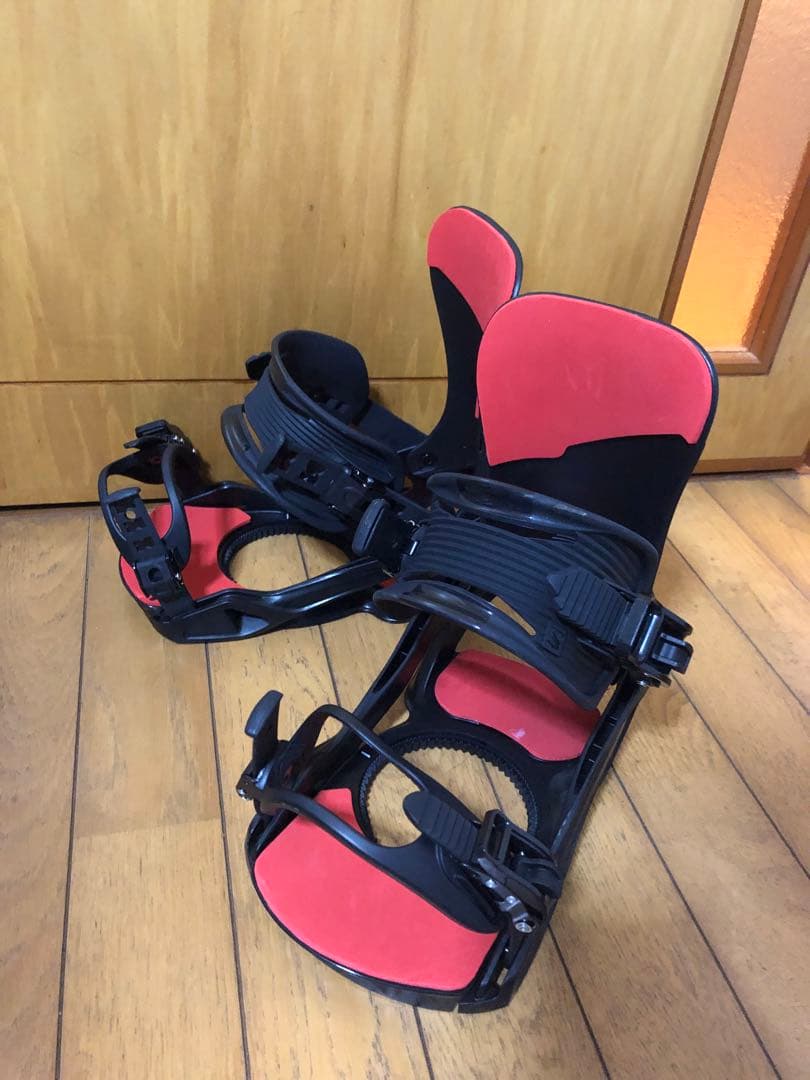 SALOMON スノーボードビンディング ブラック/レッド