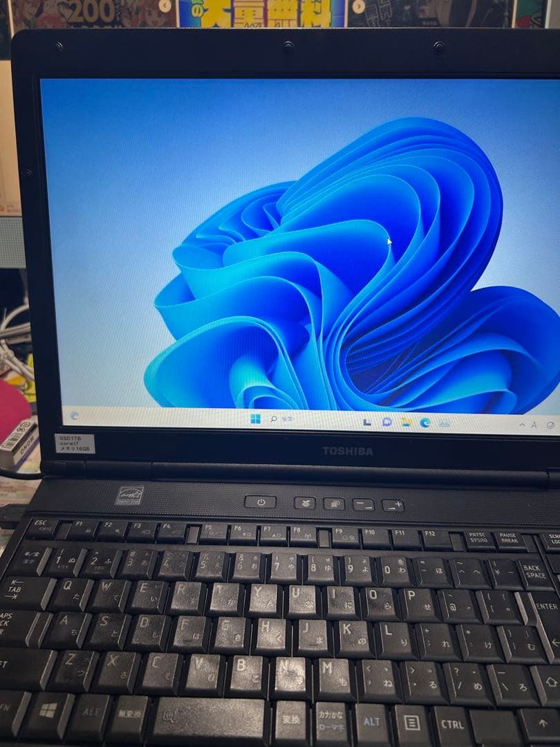 東芝ノートパソコン　Corei7 内蔵SSD 1TB メモリ16 GB