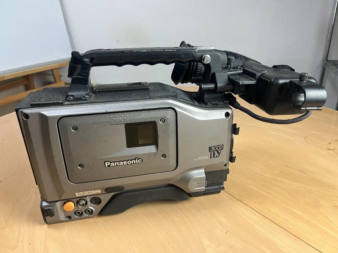 Panasonic AG-DVC200 業務用カメラ