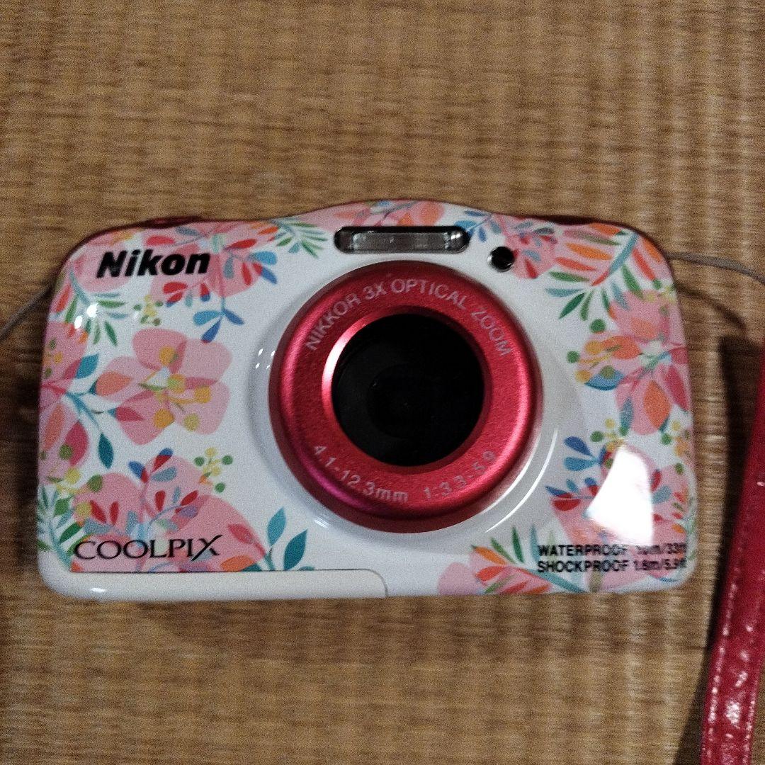 Nikon COOLPIX W150 防水・耐衝撃カメラ 花柄