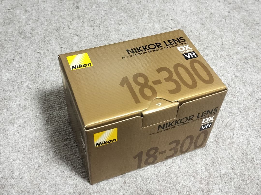 レンズ(ズーム) Nikon AF-S DX NIKKOR 18-300mm VR