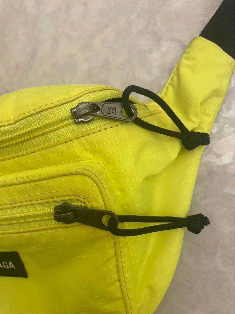 BALENCIAGA バレンシアガ エクスプローラー ボディバッグ イエロー