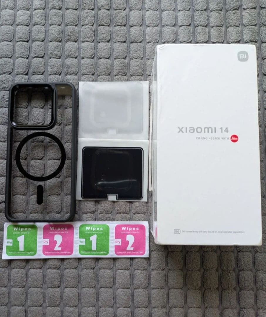 ★極美品★　Xiaomi 14 ブラック 12GB RAM 256GB