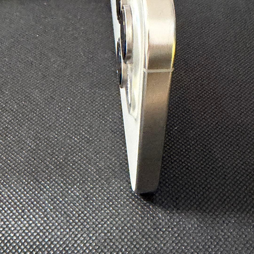 極美品　iPhone16 Pro MAX ナチュラルチタニウム512GB