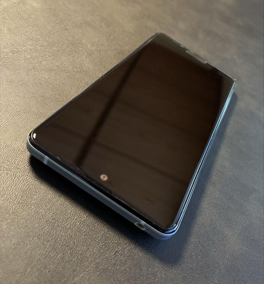 美品 AQUOS sense5G SHG03 本体 SIMフリー シルバー