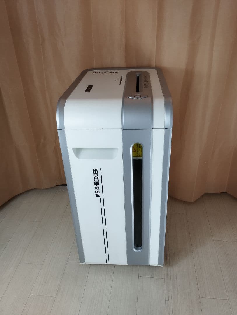 業務用　シュレッダー MSQ-61MCM