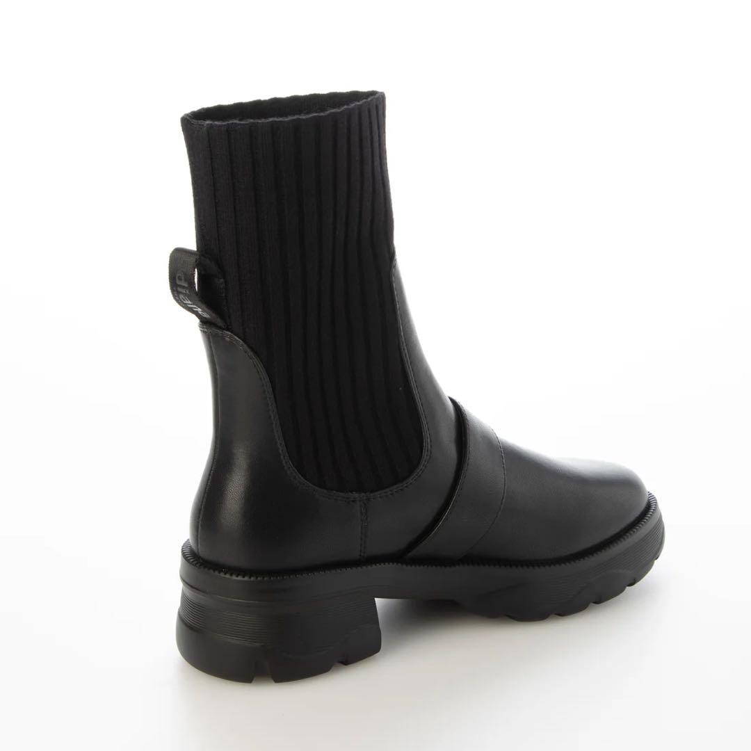 早い者勝ち！クリスタルビジュー付き　リブニットショートブーツ