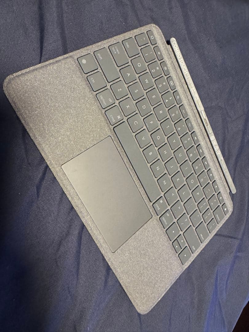 Logicool Combo Touch iPad用キーボード