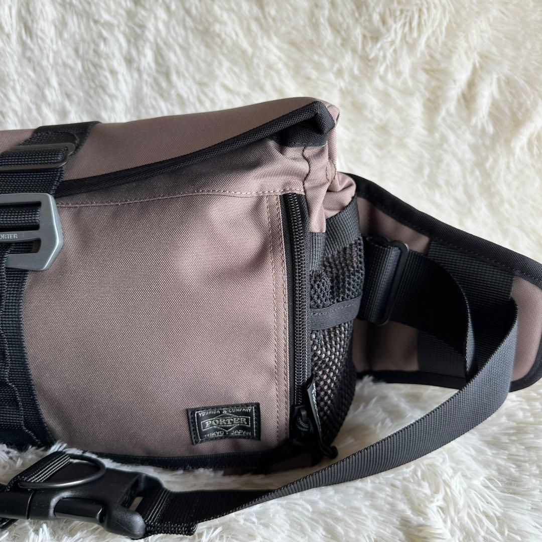 【極美品】PORTER ポーター GRIP ボディーバック ウエストバック