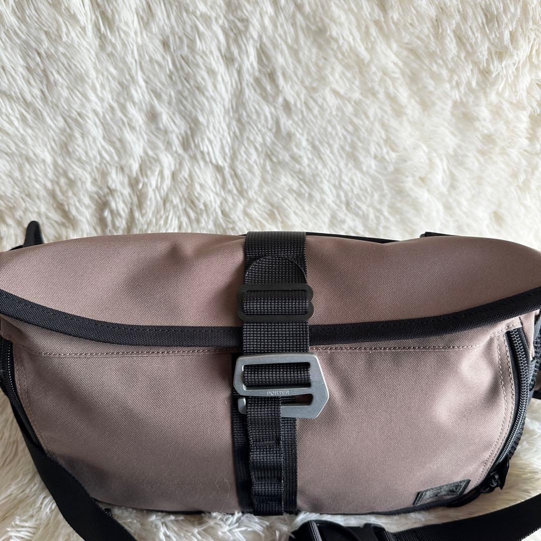【極美品】PORTER ポーター GRIP ボディーバック ウエストバック