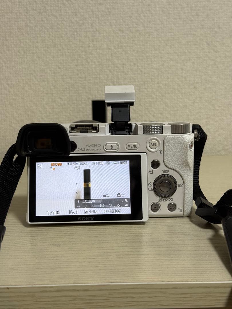 SONY α6000 ホワイト E 16-50mm