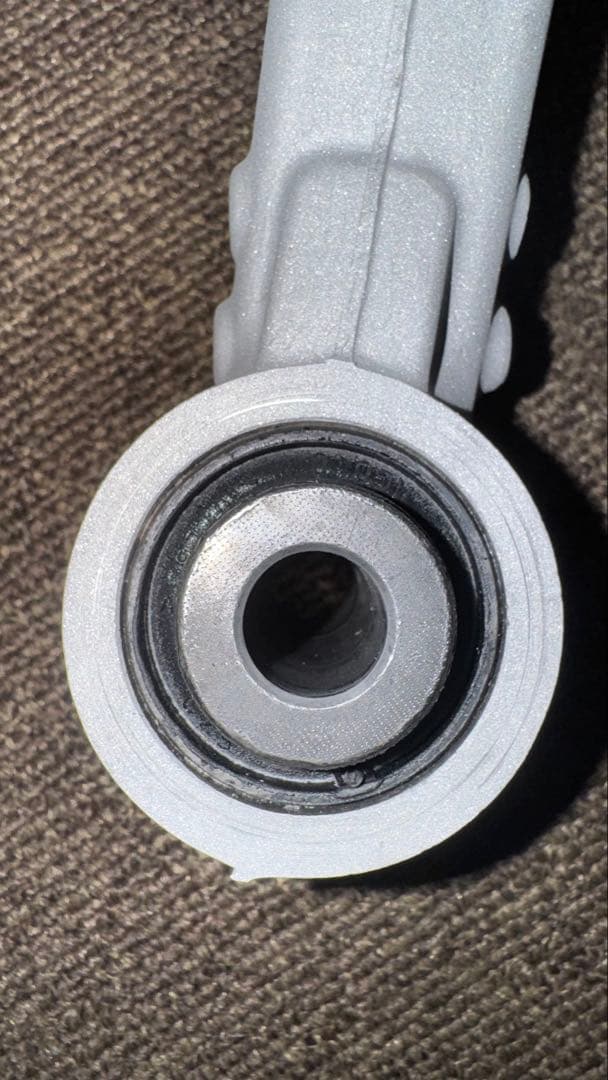 レガシィ　BL BP 前期　フロントアルミロアアーム　新品ブッシュ