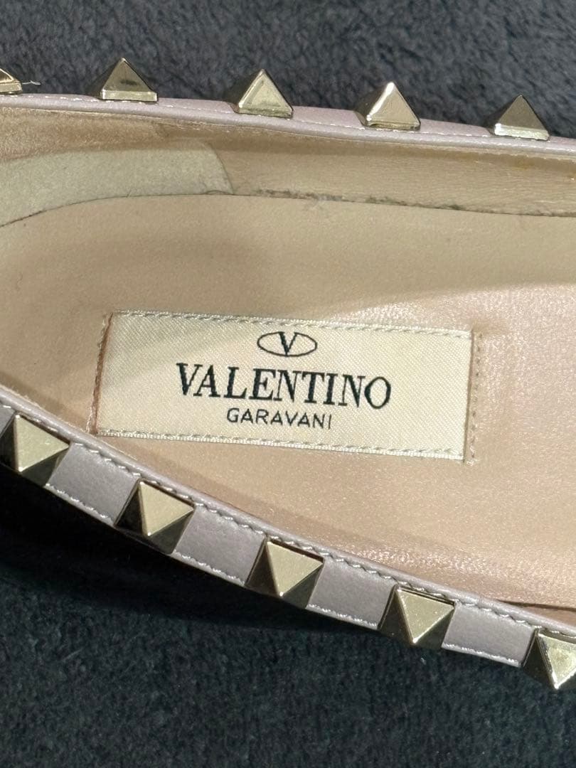 【美品】ヴァレンティノガラヴァーニ ロックスタッズ エナメル バレリーナ24.5