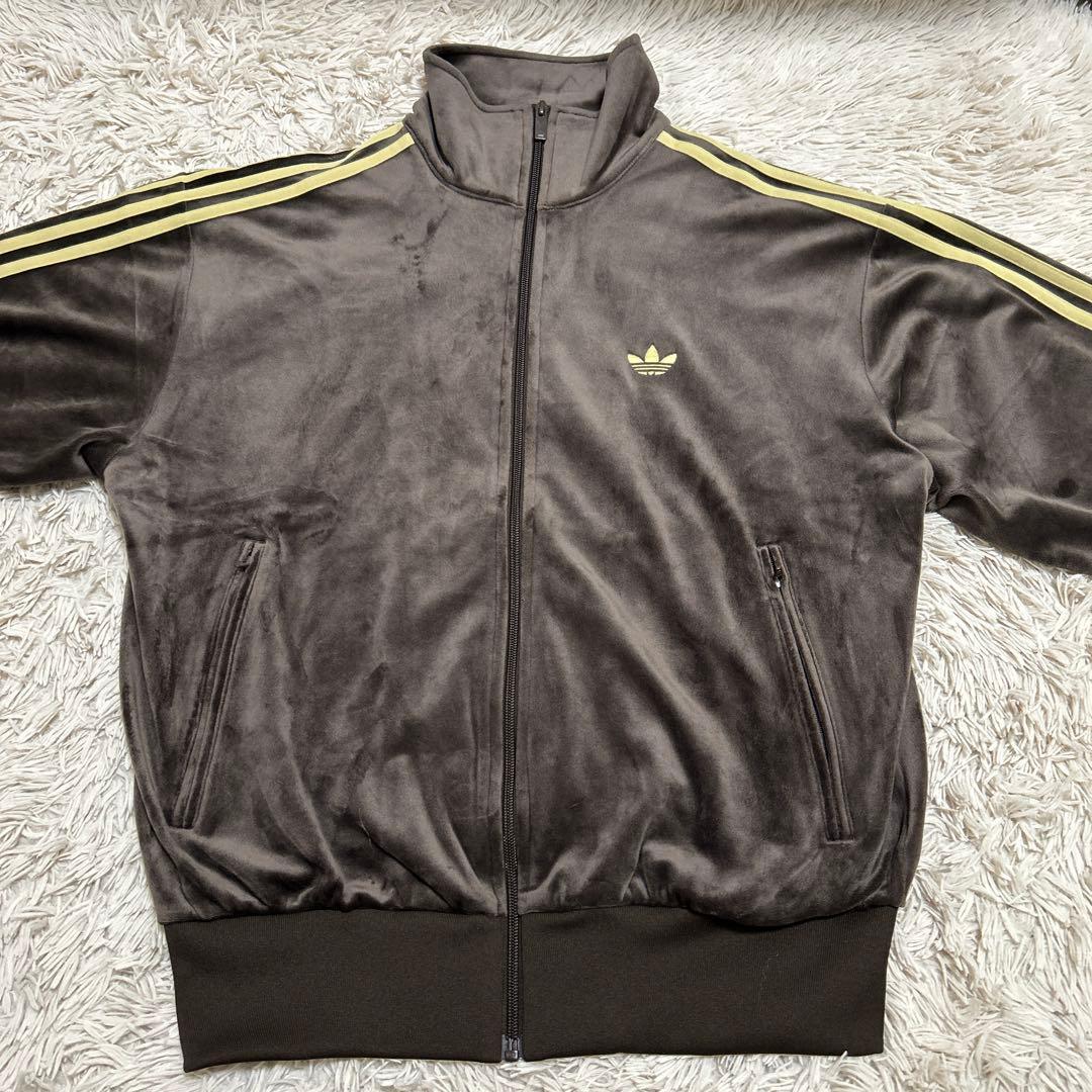 アディダスファイヤーバード