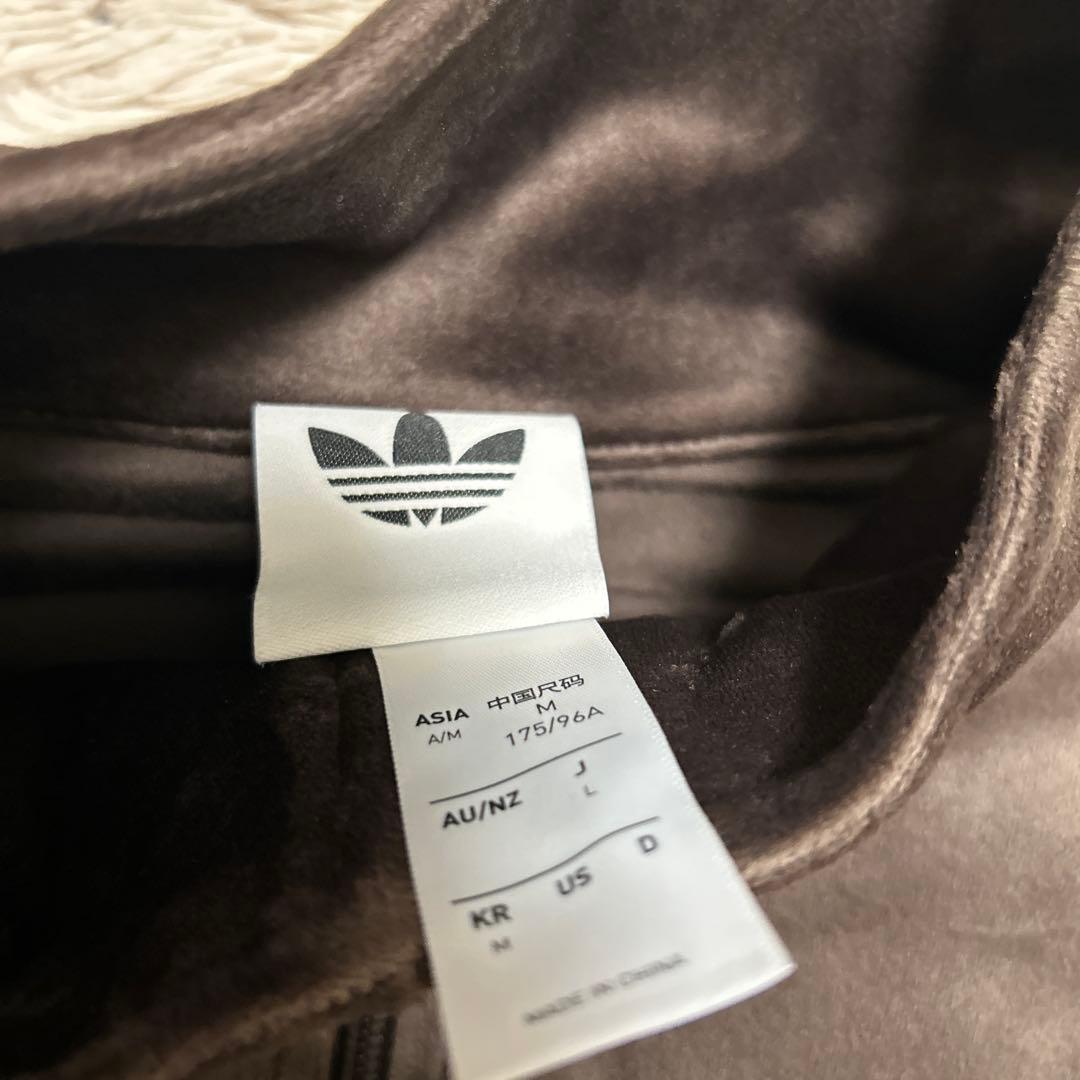 アディダスファイヤーバード