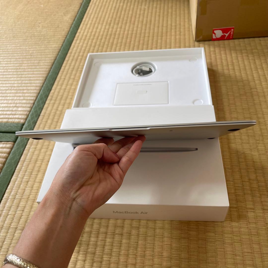 スマホ・タブレット・パソコン MACBOOK AIR 2019 MVFL2J/A