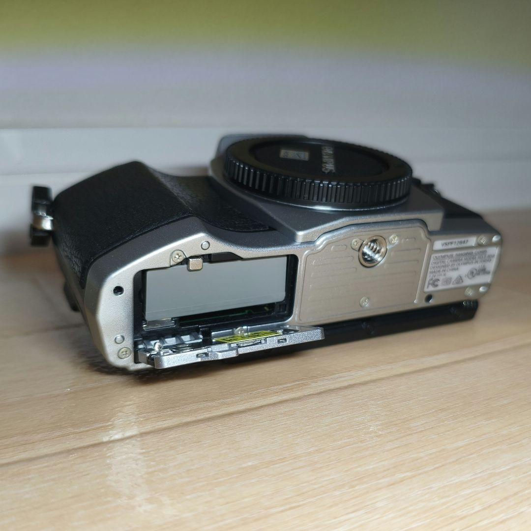 OLYMPUS OM-D EM-10 Marc-Ⅰ ミラーレス一眼カメラ