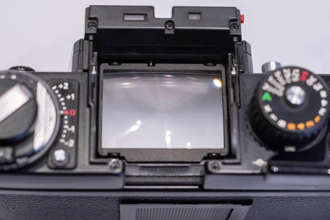 ニコンF3＋ズームニッコール35-105mm f3.5-4.5 良品　試写済み